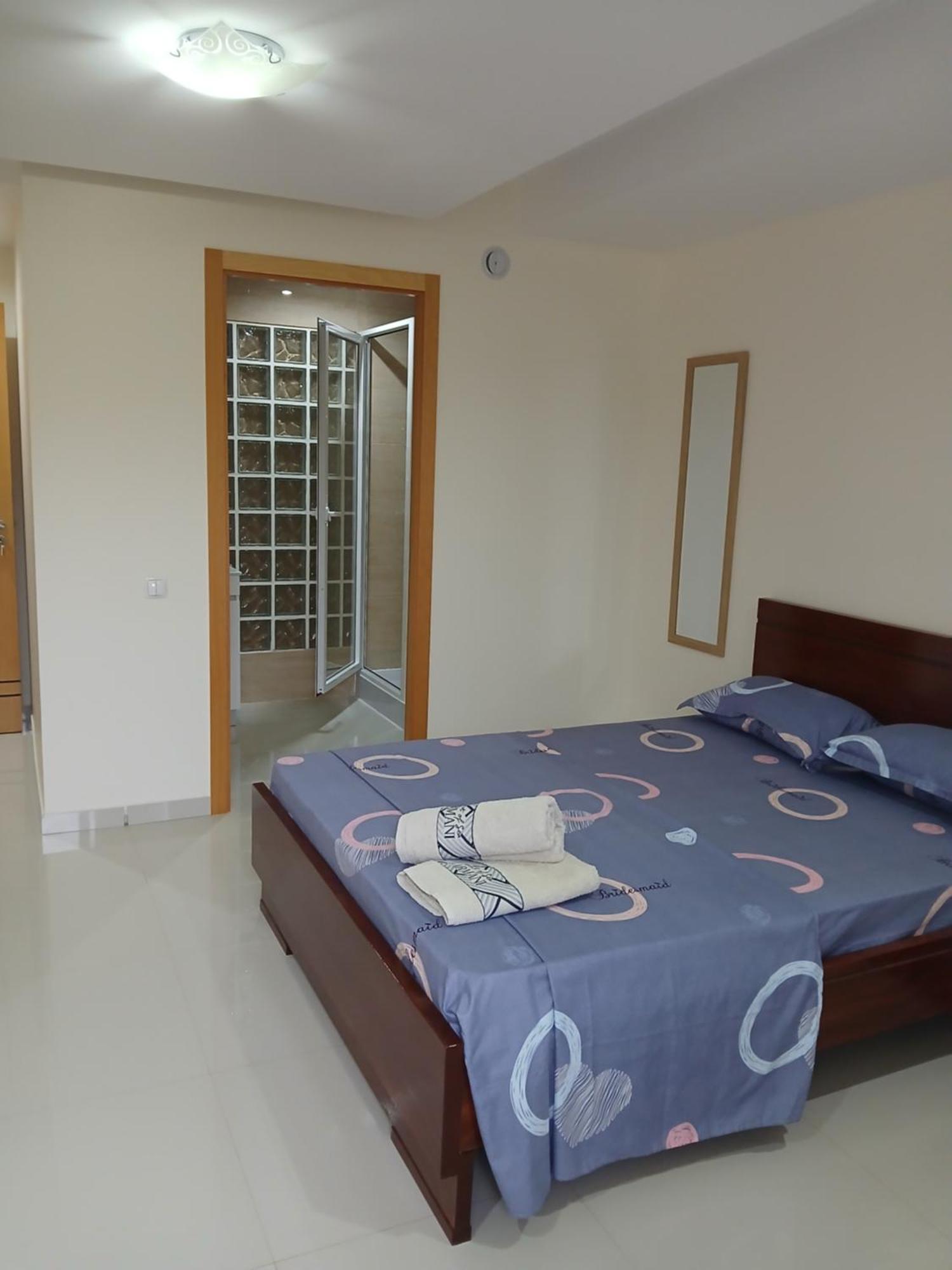 Nifa House Hotel Еспаргос Екстериор снимка