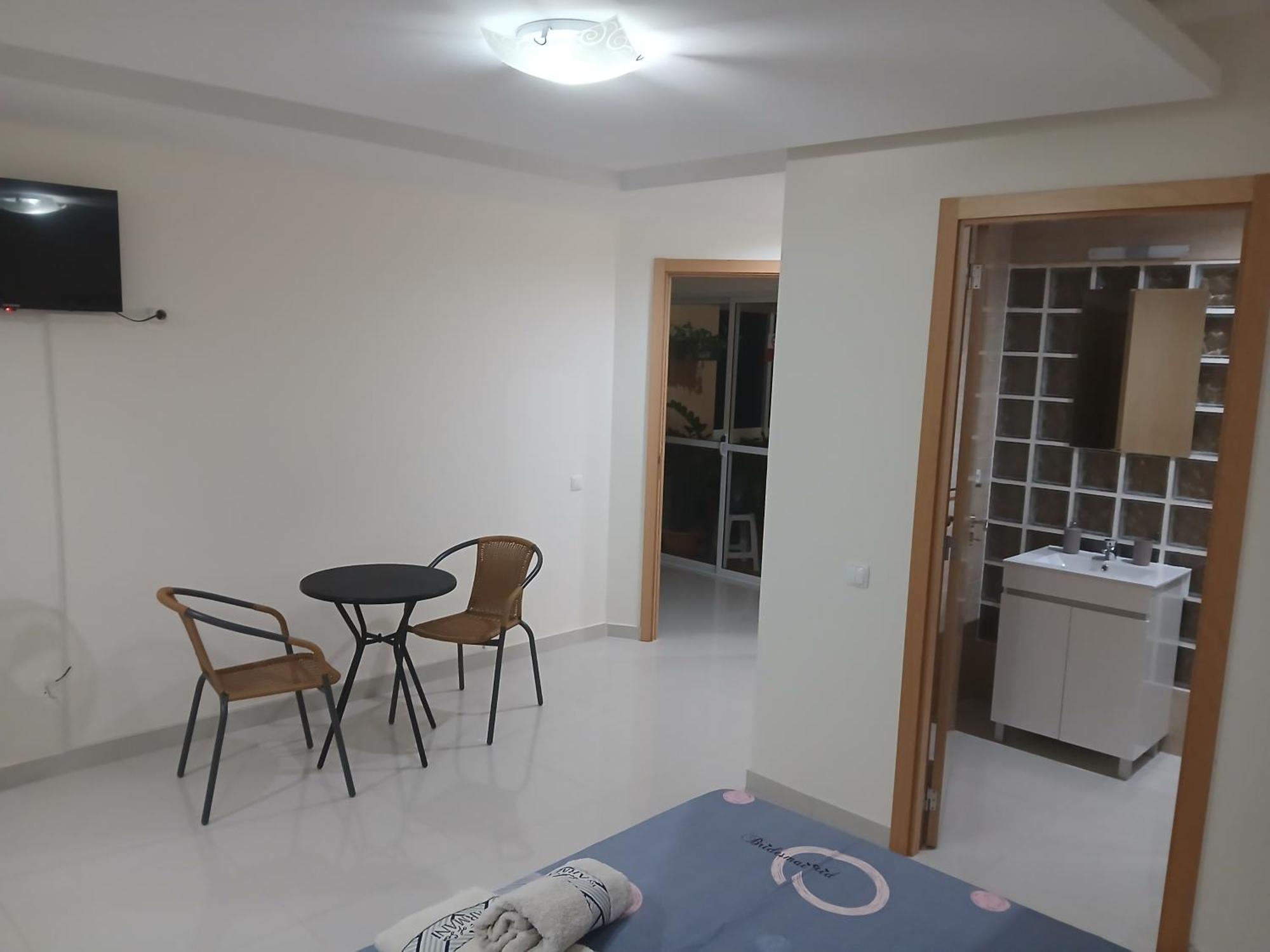 Nifa House Hotel Еспаргос Екстериор снимка