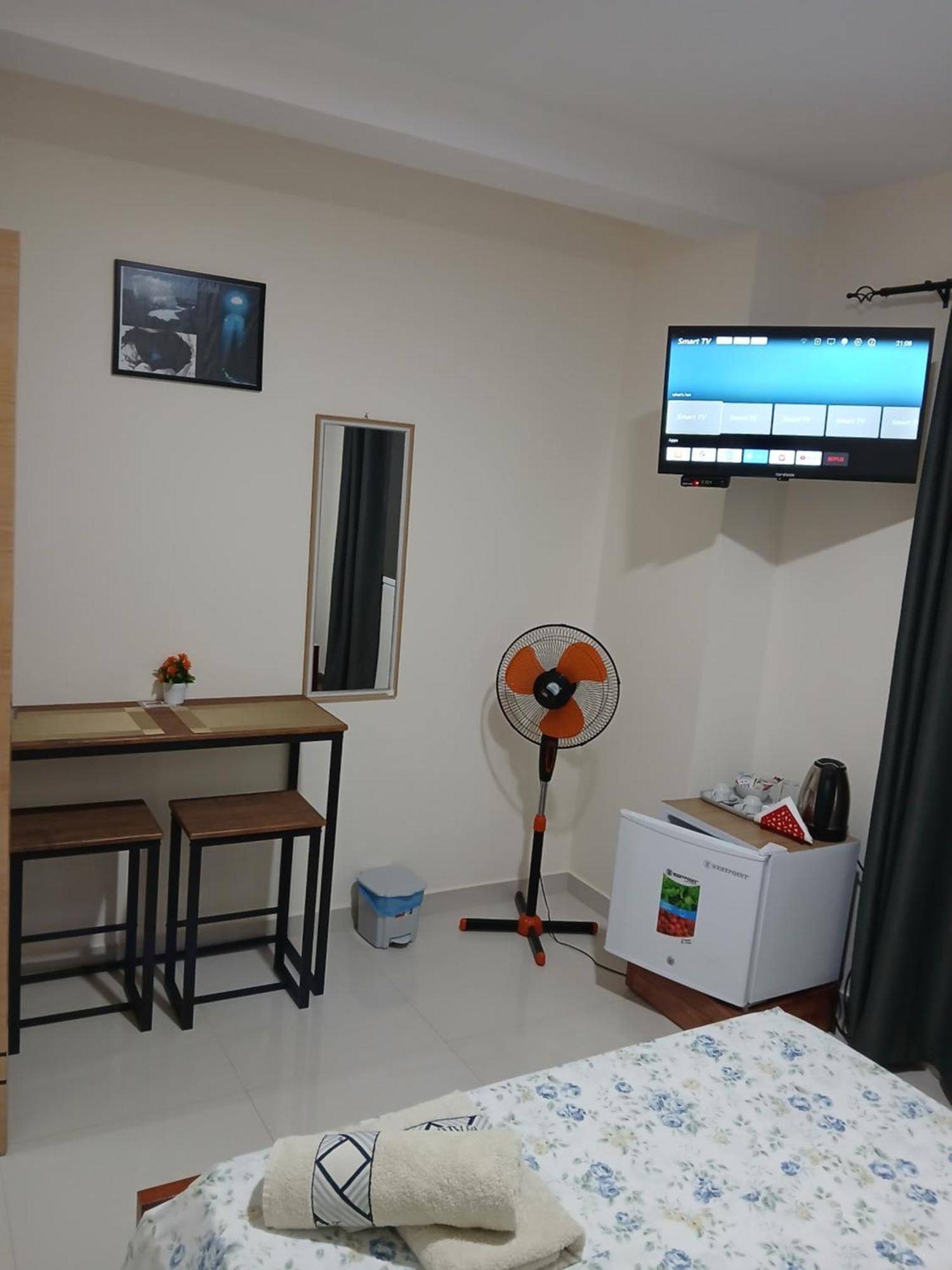 Nifa House Hotel Еспаргос Екстериор снимка