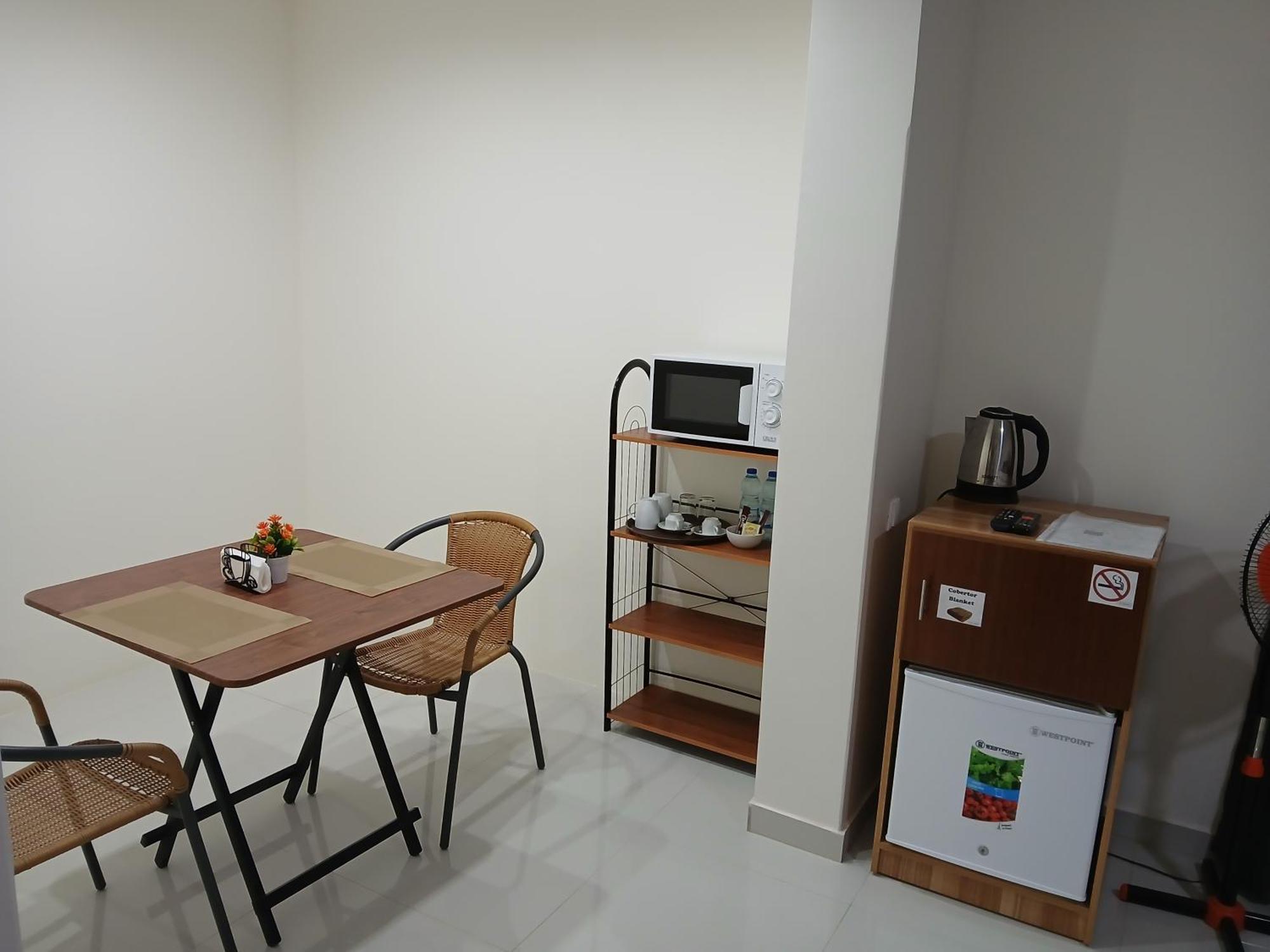 Nifa House Hotel Еспаргос Екстериор снимка