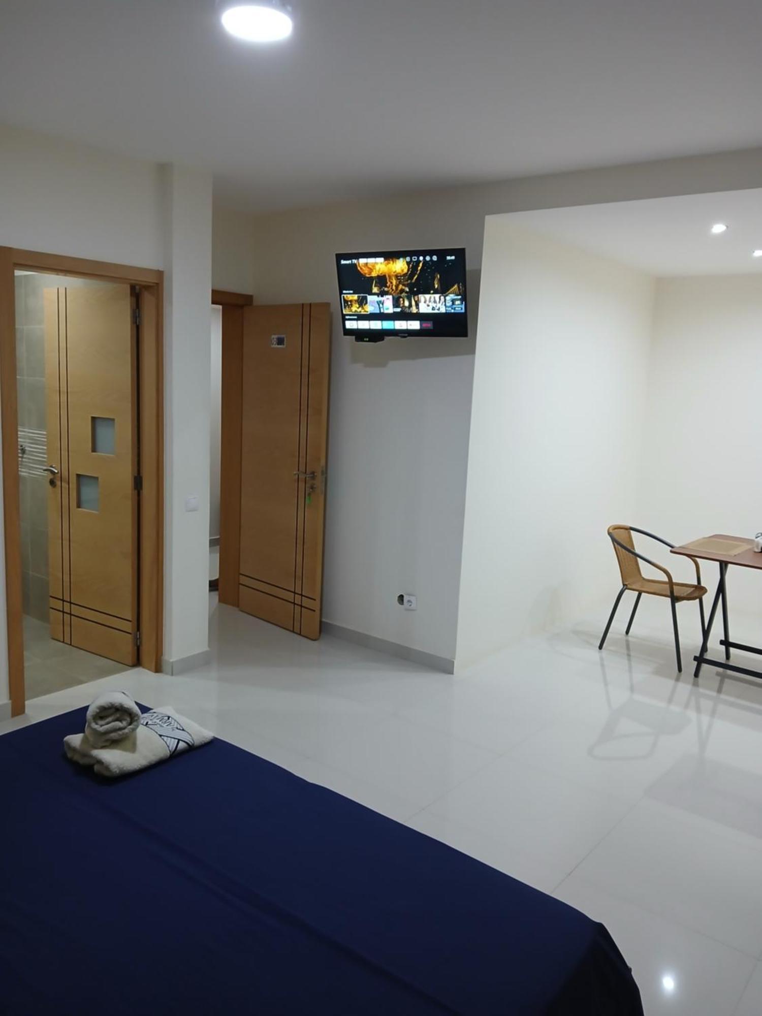 Nifa House Hotel Еспаргос Екстериор снимка